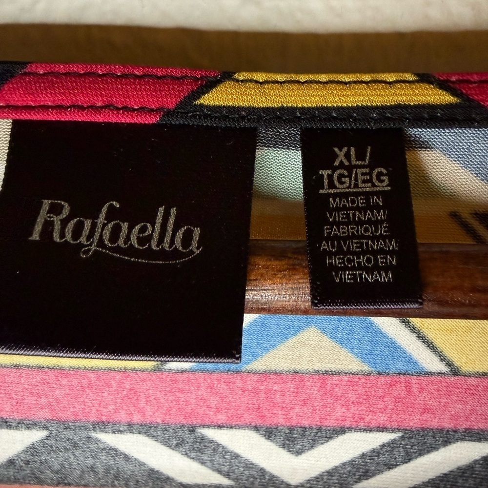 Rafaella Multicolor Geometric Long Sleeve Top - Picture 5 of 6